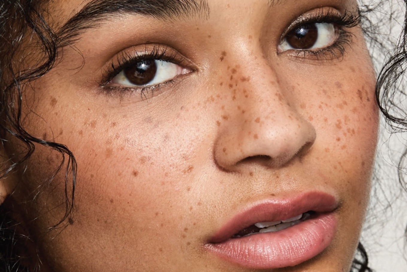 Limited-Time Skin Care Bundles Featured in C19