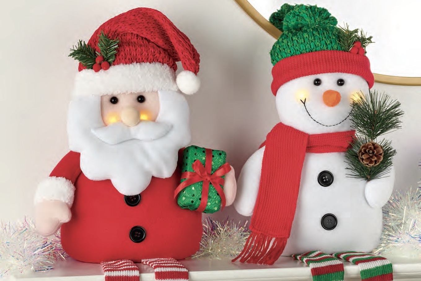 Currently Shopping Avon USA Campaign 22 Brochure: Holiday Has Arrived.